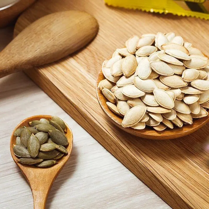 pumpkin seeds are not only a snack, but also have medicinal value. Play a role in lowering blood sugar, eliminating carcinogens, and enhancing human immunity.