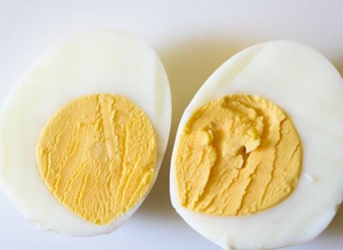 What's the difference between people who eat eggs every day and those who don't