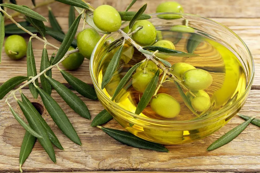 Olive is a good source of vitamin E and remove face wrinkle easily