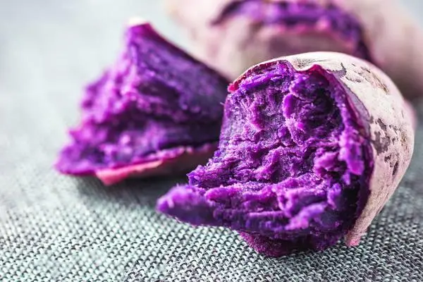 Eat purple potatoes for removing face wrinkle
