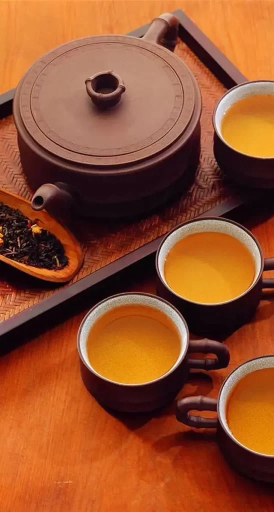 Tea contains a lot of tea polyphenols, which can improve the body's oxidative capacity,