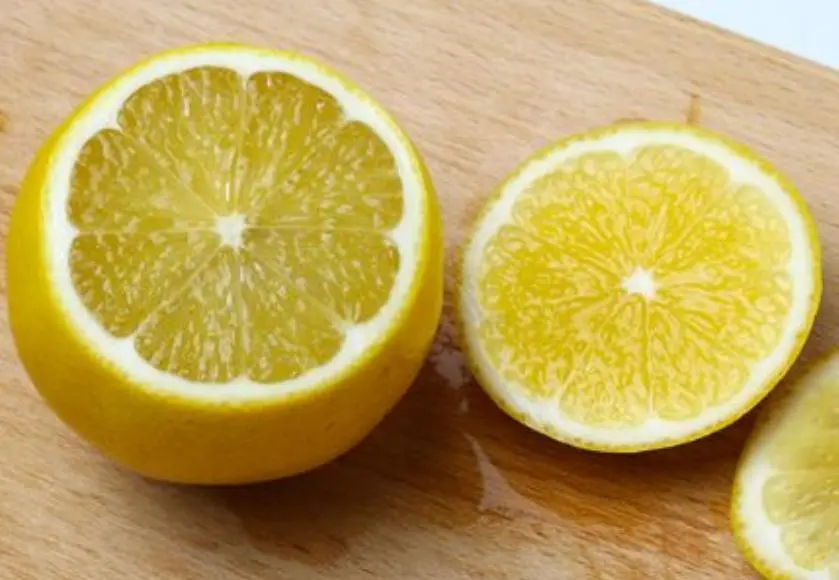 Best fruit for help to lighten Facial the stains