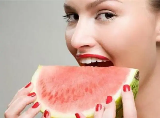 Which fruits are best for pregnant women to eat regularly