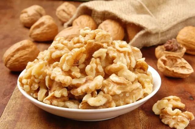 Do walnuts really help blood vessel health?
