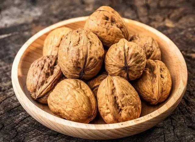 Do walnuts really help blood vessel health?  