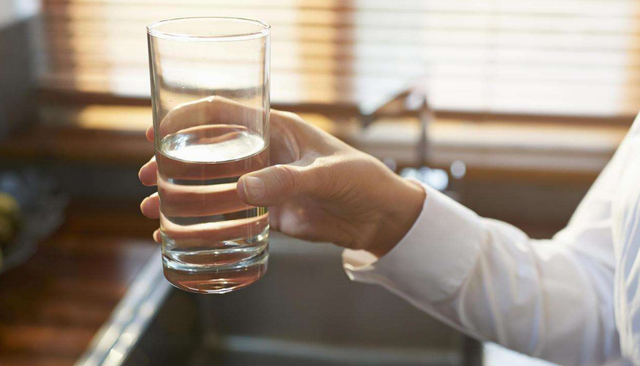 how much water should drink to improve kidney function
