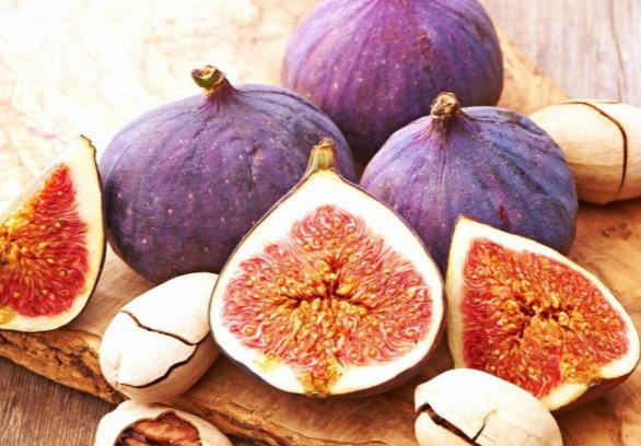 Who should never eat figs