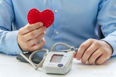high blood pressure and kidneys symptoms in man 