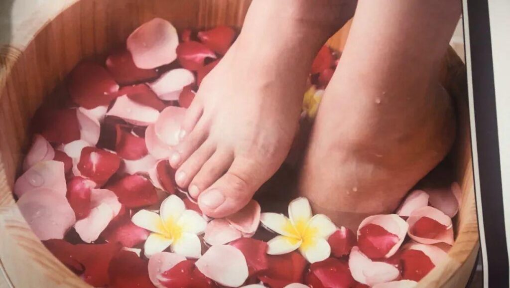 Soak feet not only soak the soles of the feet