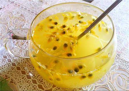 Health benefits of eating passion fruit 
