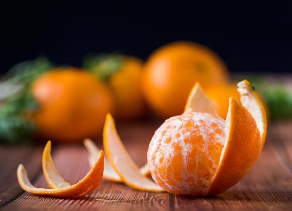 what are the benefits of eating orange 