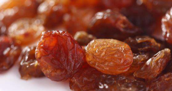 Can the efficacy and role of raisins really replenish energy and delay aging