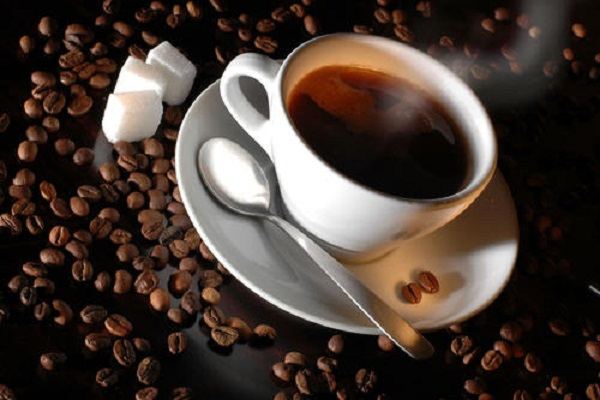  Don't drink too much coffee drinks with diuretic function, drink more water.
