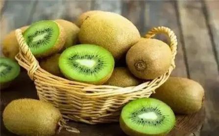 benefits of eating kiwi