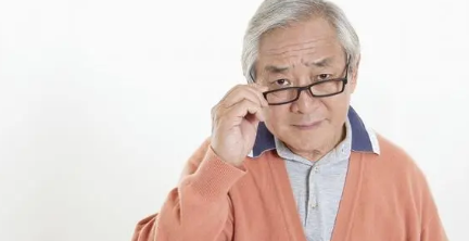 How to get rid of puffy eyes instantly in age of elderly
