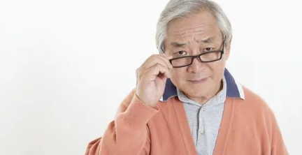 How to get rid of puffy eyes instantly in age of elderly 