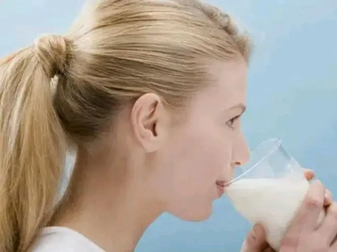 what are the benefits of drinking milk 