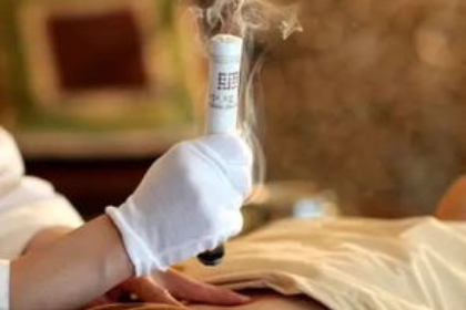 What does moxibustion do to the body and how to treat it