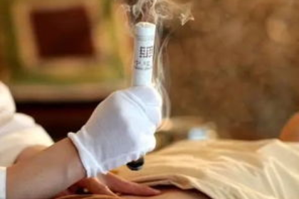 What does moxibustion do to the body and how to treat it 