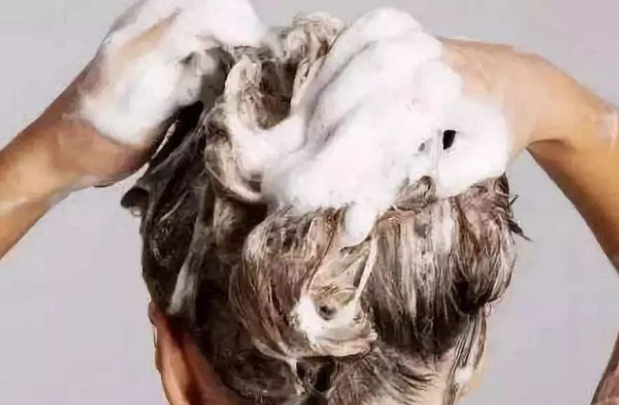 Correct way to wash hair with eggs