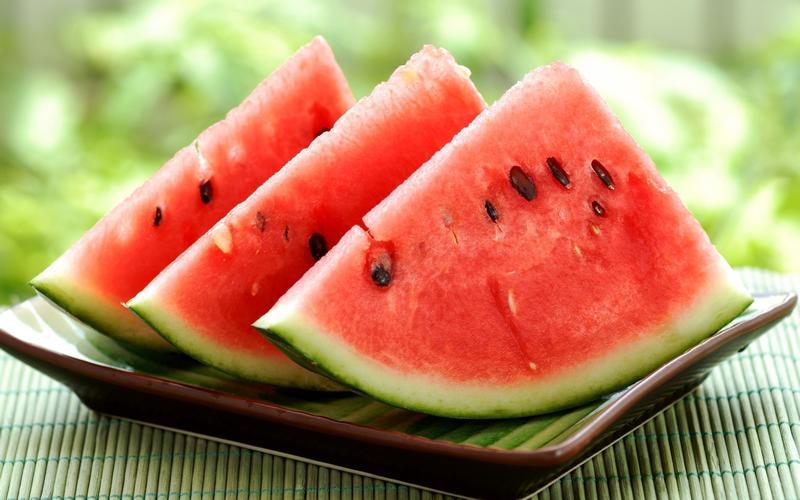 Will eating watermelon raise a diabetics sugar level or lower sugar level 