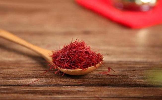 What happens to the body after drinking saffron water for a long time?What happens to the body after drinking saffron water for a long time?