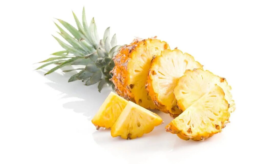 benefits of eating pineapple 