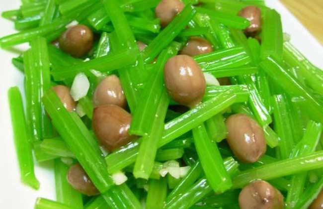 Celery mixed with peanuts