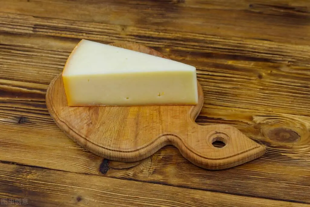 what are the benefits of eating cheese 