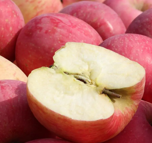 what are the benefits of eating apple