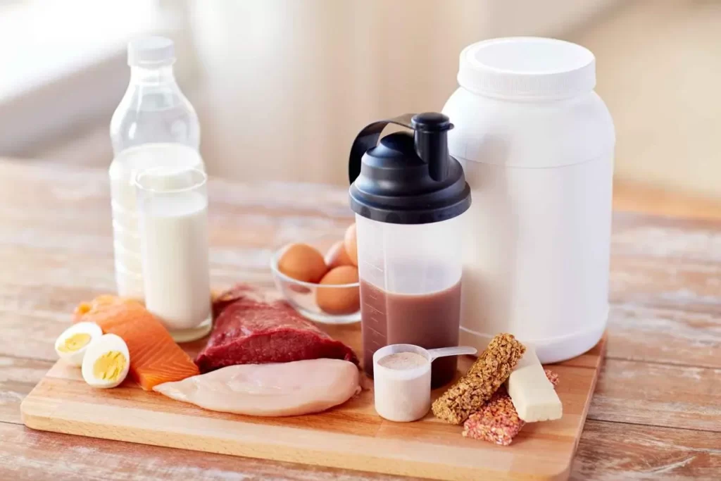  Pay attention to the intake of high-quality protein