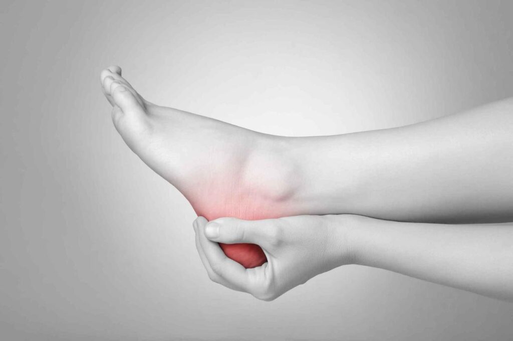 Common conditions can cause problems with feet?