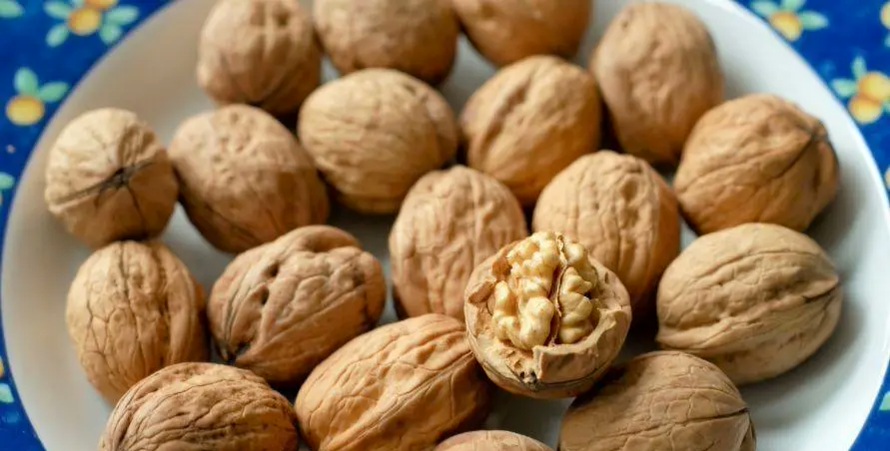   Can liver disease patients really eat walnuts?