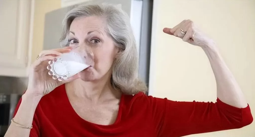  how much milk should a woman drink a day