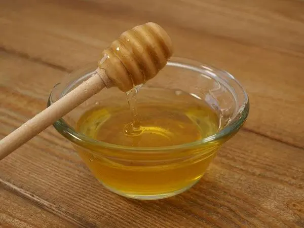  3. Hemp oil and honey water