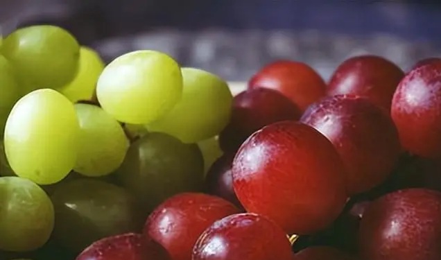  Grapes: