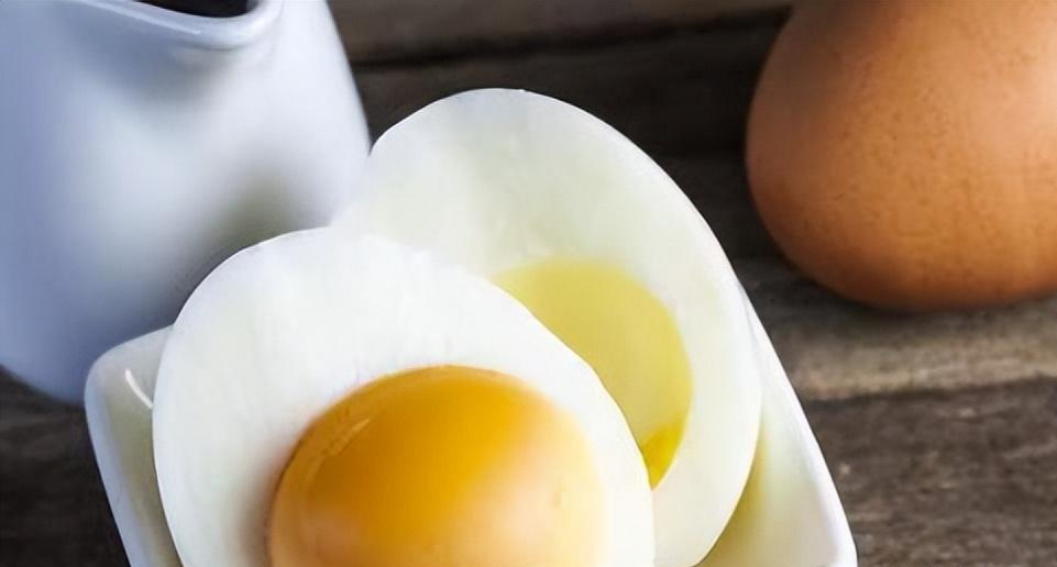 Is it better to eat more eggs?  
