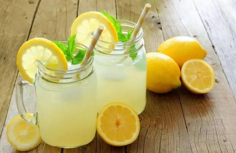 Benefits of drinking lemon water